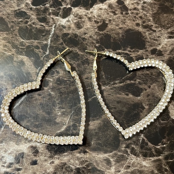 NanaMacs Rhinestone Heart Statement Earrings - Picture 13 of 15